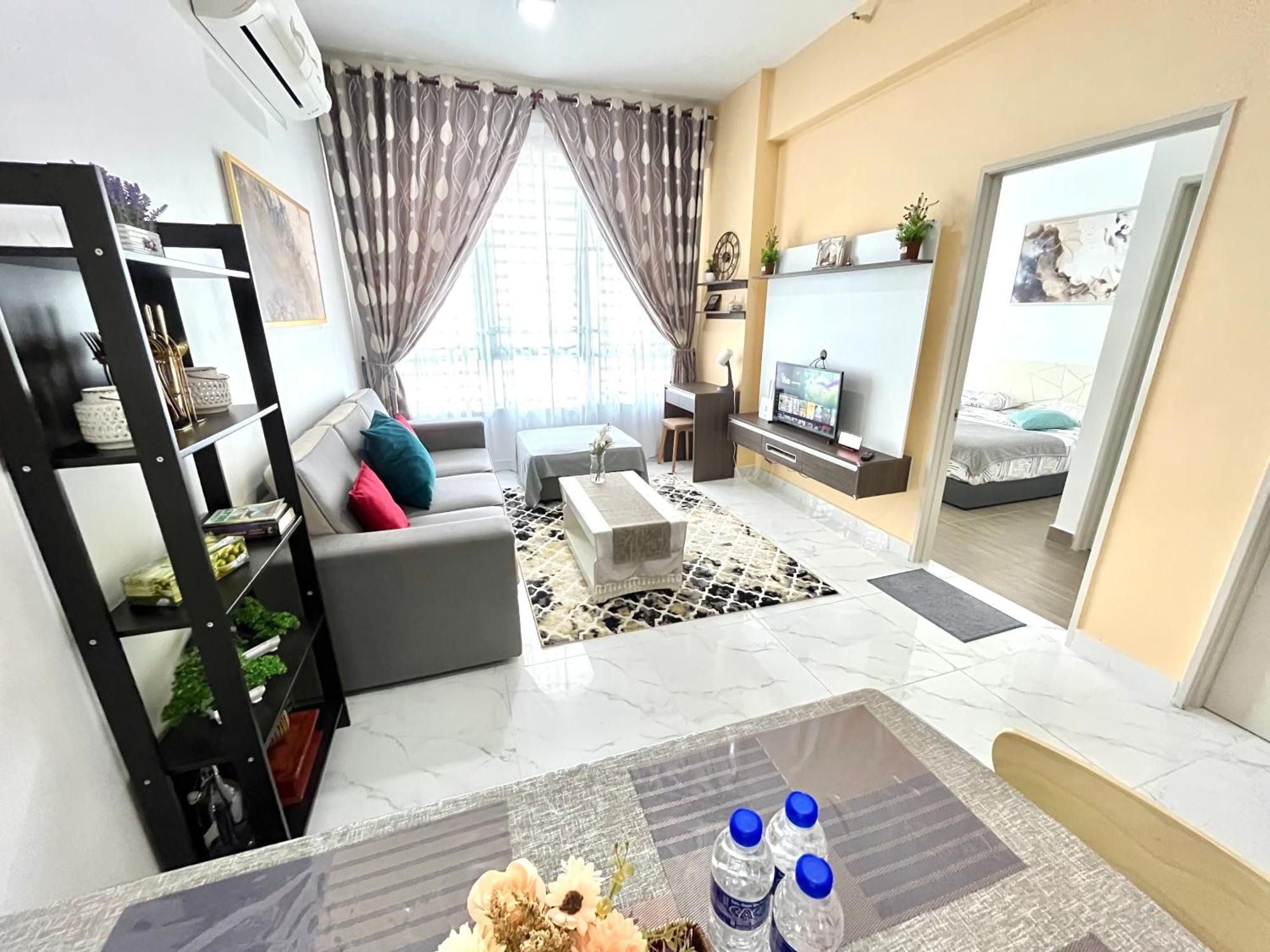 Golden Troika Kota Bharu - 2 Bedrooms Dış mekan fotoğraf